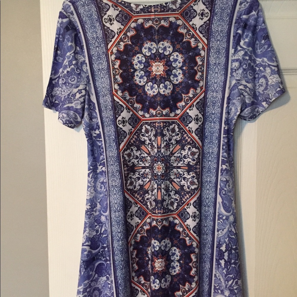 Tunic Top - Picture 3 of 9